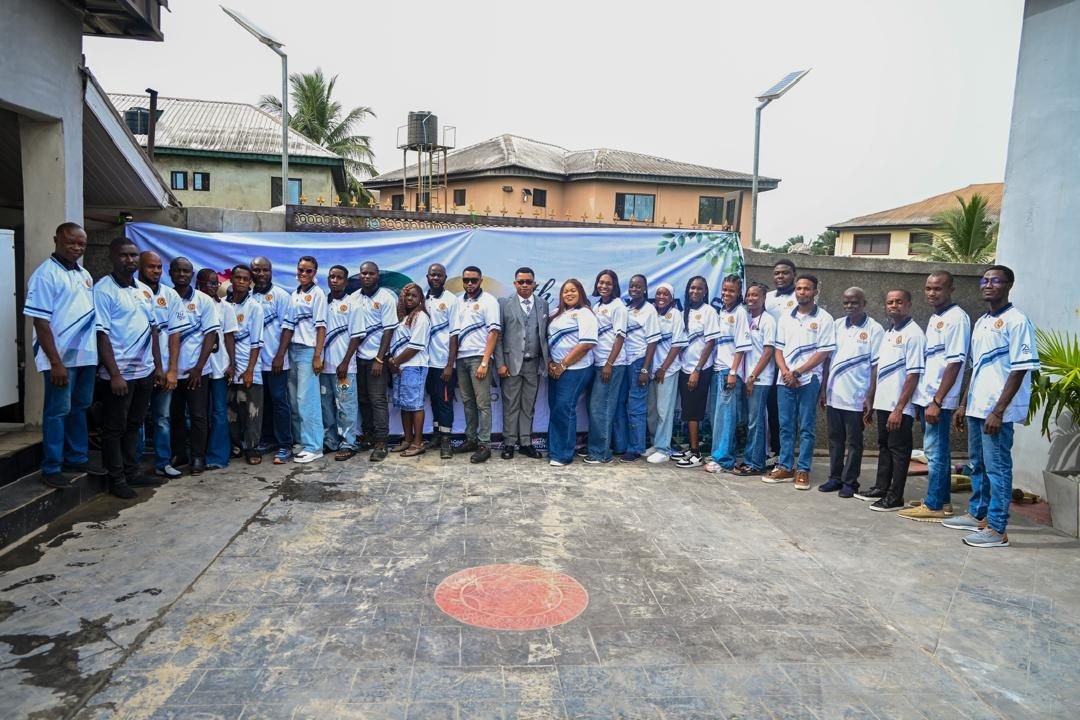 The full Quatenary International team at the company's 20th anniversary